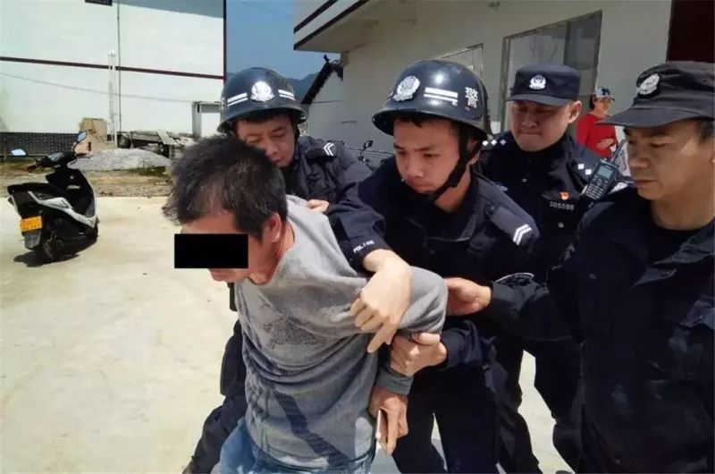 骑警高清图,骑警实拍