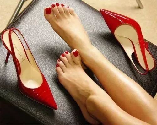 鞋子里有异味怎么除生活小妙招,鞋子有异味用风油精可以去除吗