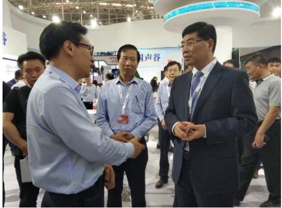 灏忕背杩愬姩鎵嬬幆2琛ㄧ洏,灏忕背鎵嬬幆fit2