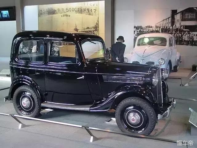 历代蓝鸟车型,老款蓝鸟和新款蓝鸟对比