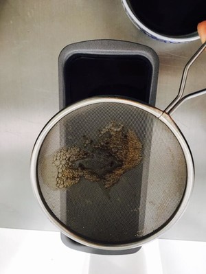 美食夏季解暑龟苓膏制作视频,清凉解暑台式烧仙草龟苓膏