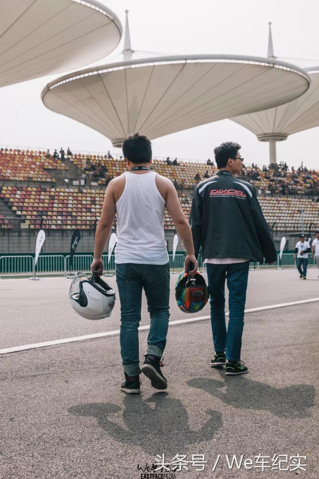 橡胶烟雾费洛蒙-FAST4WARD上海站