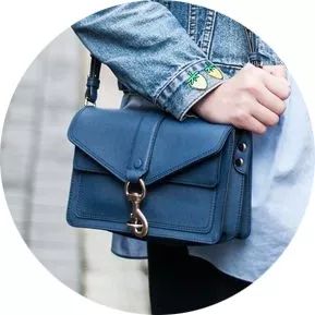 流行什么款式的包包又实用,今年流行大包包还是小包包