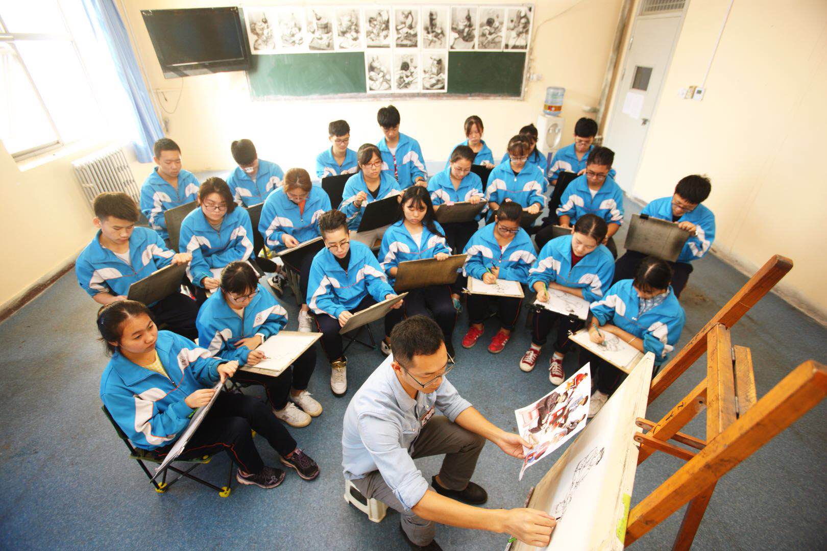 西安博爱国际学校新生风采,西安高级中学博爱校区