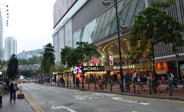 去香港旅游的人多,去香港铜锣湾玩