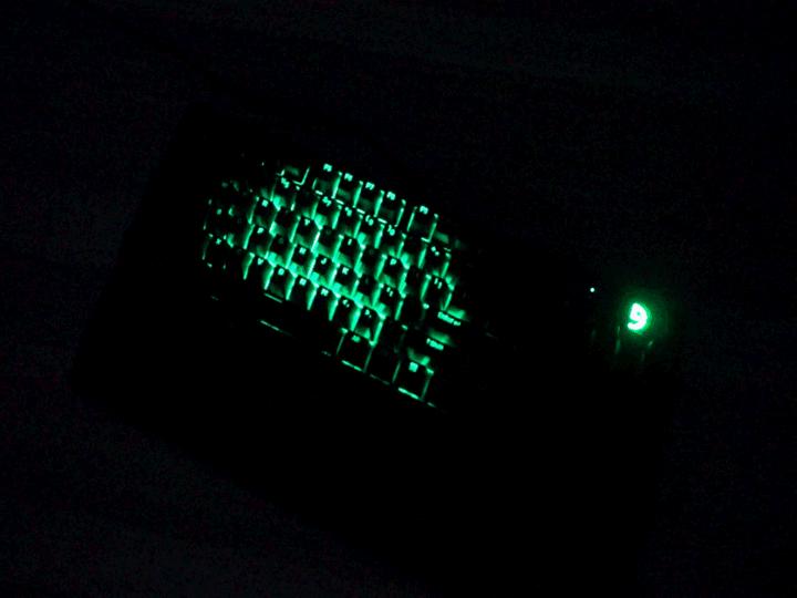 机械键盘rgb灯光不统一,樱桃rgb键盘