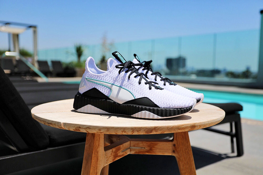 穿了这双新鞋显得腿好长！全球粉丝最多的明星亲自带货！