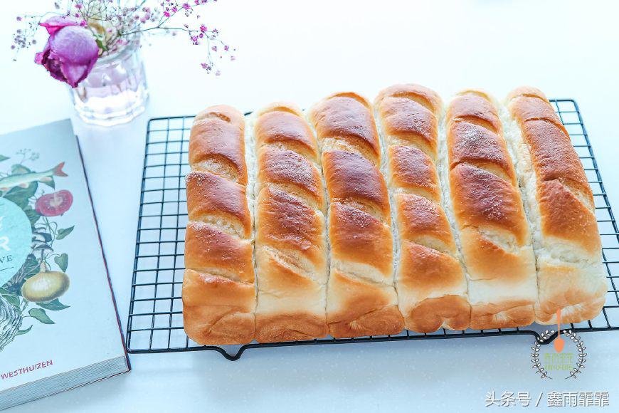 面包如何烤出又软又蓬松,面包这样烤才能称得上是合格