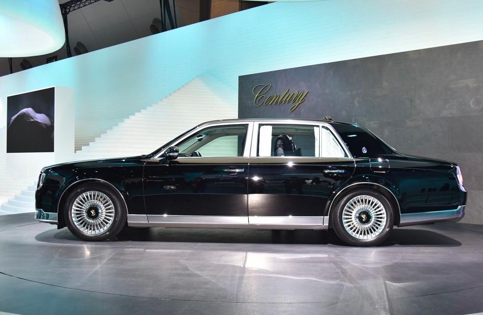 日本皇室*用御**竟然是台丰田，极尽奢华堪比劳斯劳斯，动力数据保密