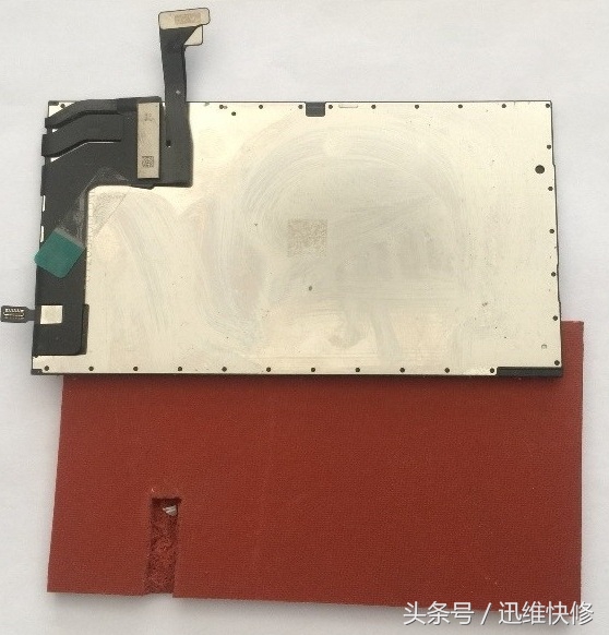 iphone7plus手机屏幕爆碎,iphone7屏幕破损严重怎么拆