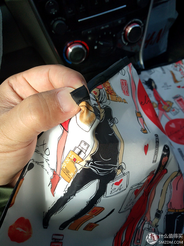 汽车遮阳帘最新款,好用又方便的汽车遮阳帘