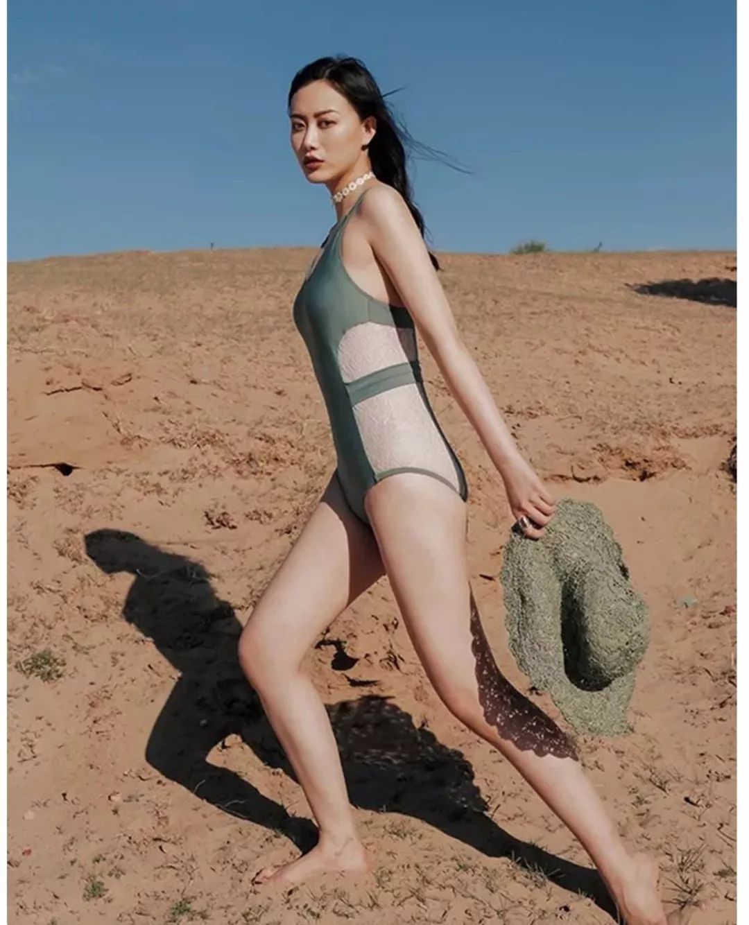 平价泳衣大方高贵,泳衣好穿又好看