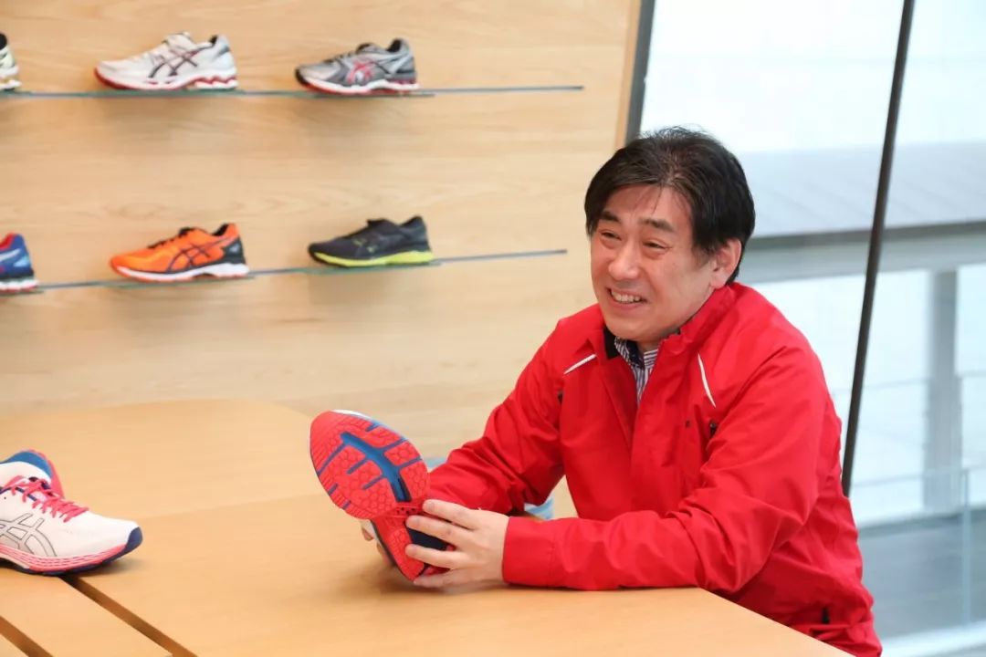 亚瑟士gel-kayano25代测评,gel-kayano25评测