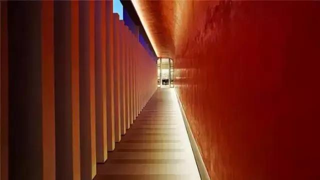 LV的包包你背过，LV的酒店你住过吗？