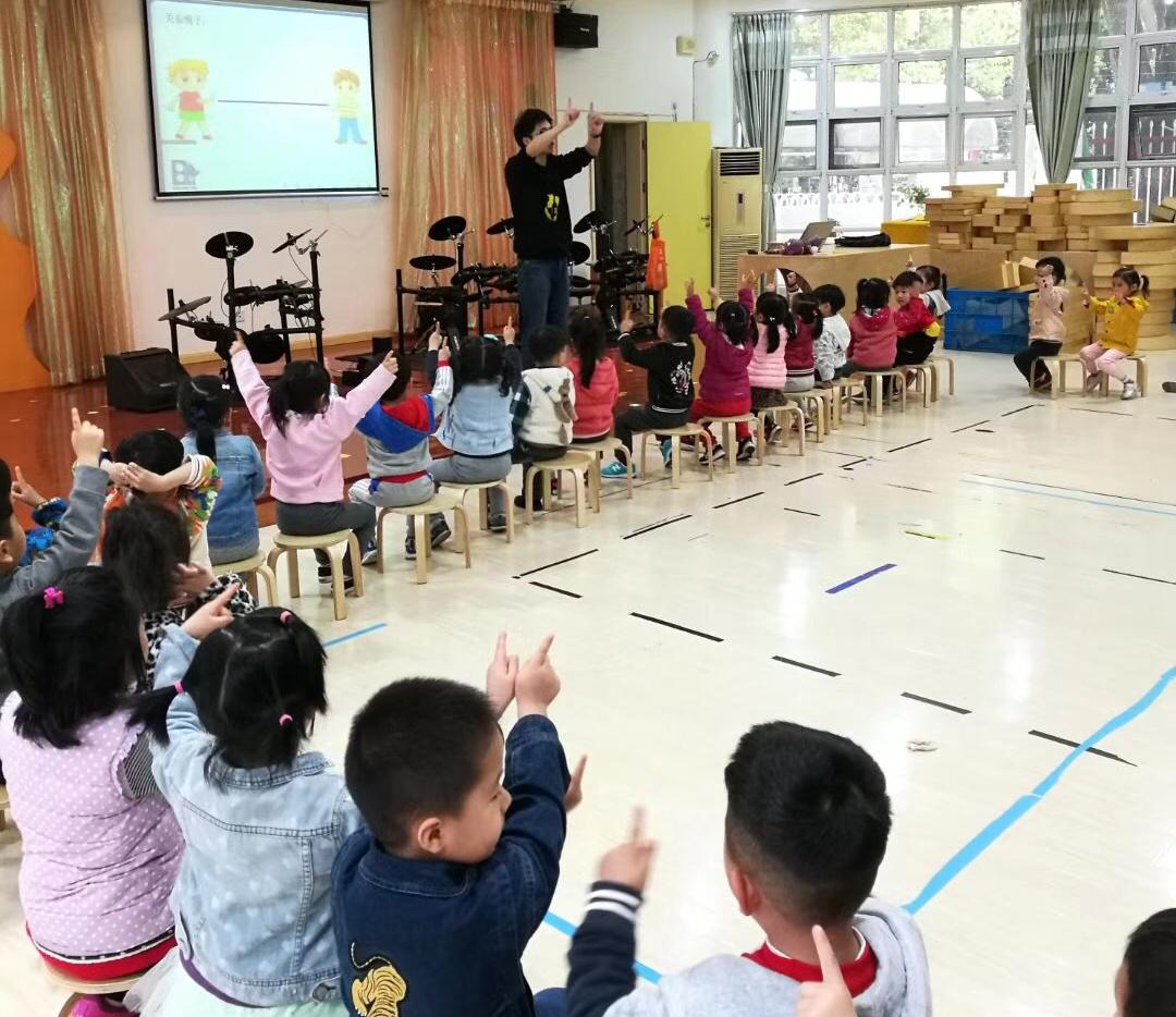 注重儿童情商教育,情商教育幼儿园