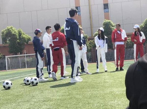 杨幂baby一起录跑男,baby杨幂跑男同框照片