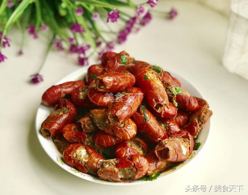 夏天怎么能少得了麻辣小龙虾,夏天的快乐一定少不了麻辣小龙虾