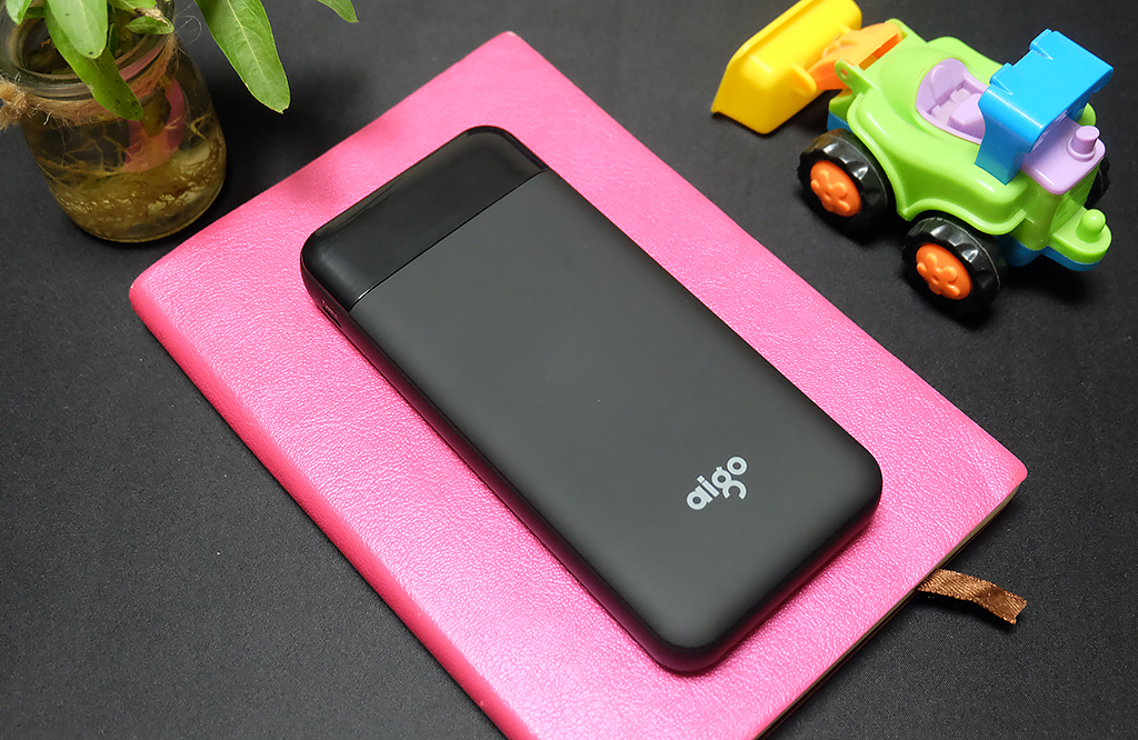 自从有了它，我的智能生活从此无忧-爱国者移动电源E20000+体验