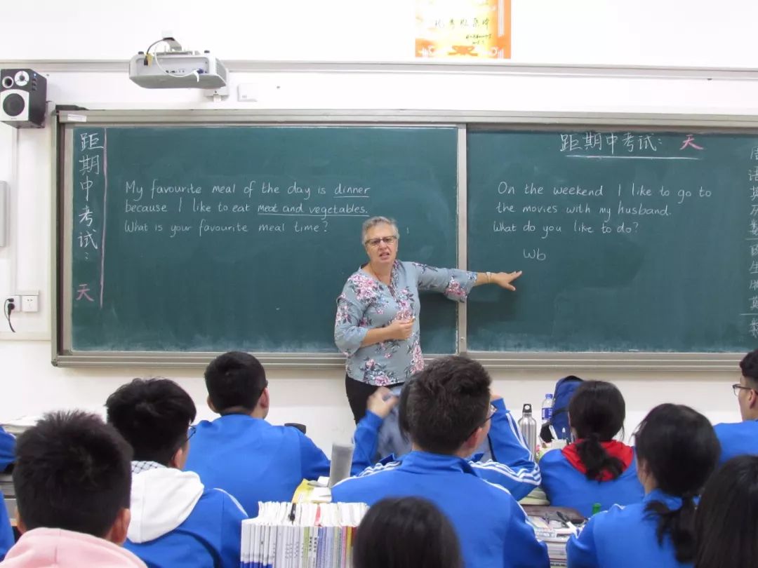 郑州四十四中特色,郑州四十四中旧校区