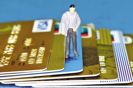 通过pos机刷卡,自己办理的pos机可以刷消费贷吗