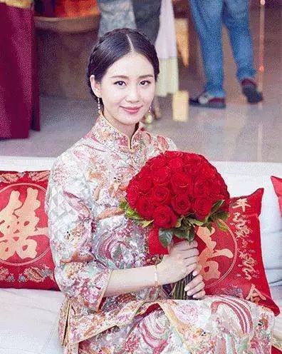 刘诗诗穿旗袍美得倾国倾城，惊艳了众人，惊艳了时光！