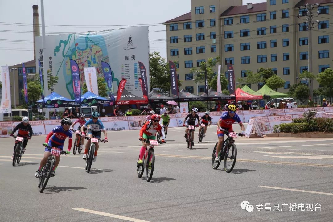 瀛熷畻鏁呴噷瀛濇槍,瀛濇槍姊﹂噷鑺卞洯