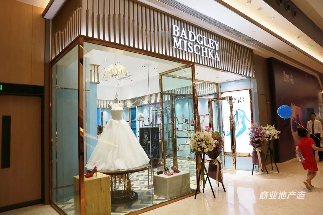 300张图片拼图,成都悠方可口可乐