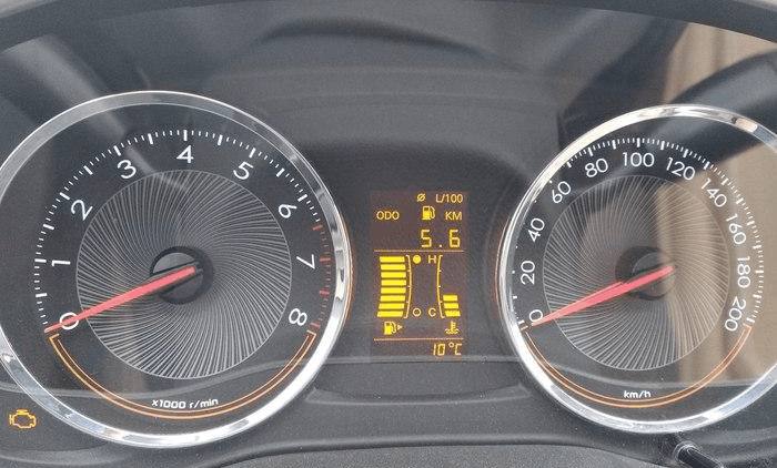 4千多的赛欧值得买吗,赛欧车的优点和缺点