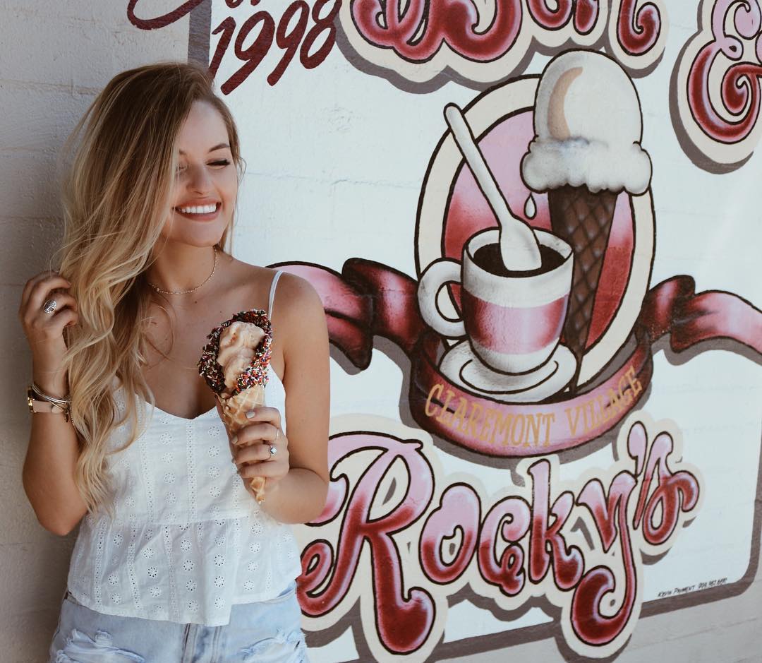 甜美风海边度假泳衣穿搭推荐,甜美风海边度假穿搭推荐复古风