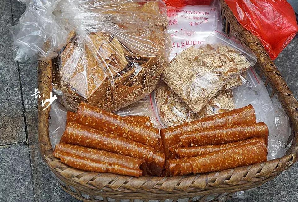 问苍茫大地谁主沉浮诗词,沁园春长沙问苍茫大地谁主沉浮