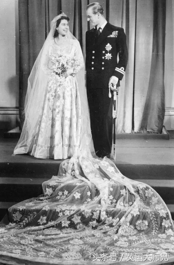 戴安娜纪梵希婚纱,纪梵希和梅根是什么关系