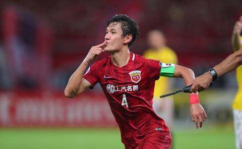 王燊超停球停10米完整,停球八米远的王燊超