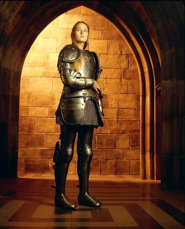 圣女贞德的历史事迹,圣女贞德有没有参与百年战争