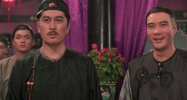 成龙早期武打戏动图,成龙再一次突破极限去演武打片