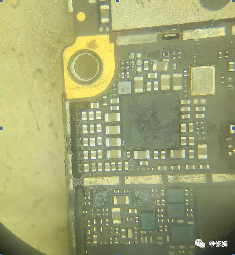 iphone手机跳闪电维修,iphone死机维修被坑