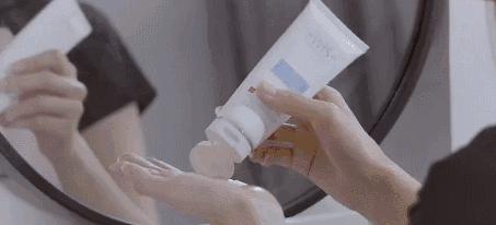 怎么有效解决皮肤油,皮肤冒痘如何护肤