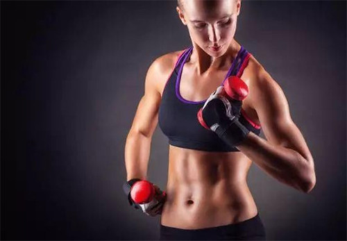 1个哑铃训练动作,瘦子在家哑铃锻炼全身肌肉