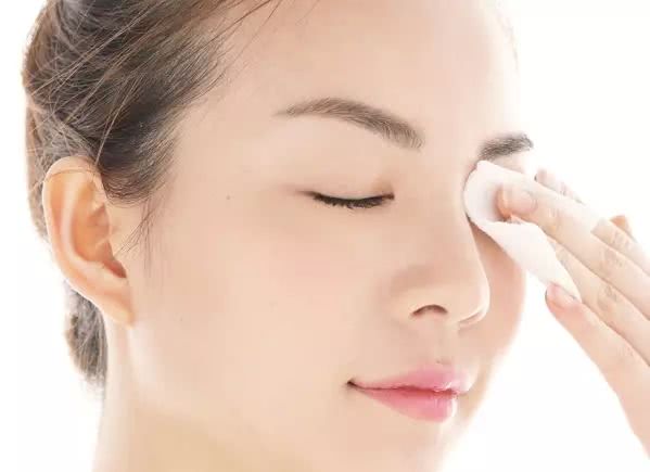 如何正确的选择素颜霜,素颜霜澄清了还能用吗