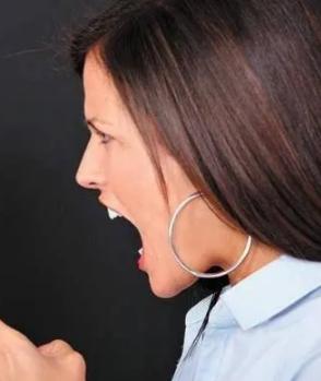 妈妈什么都不管怎么办,妈妈什么都管我