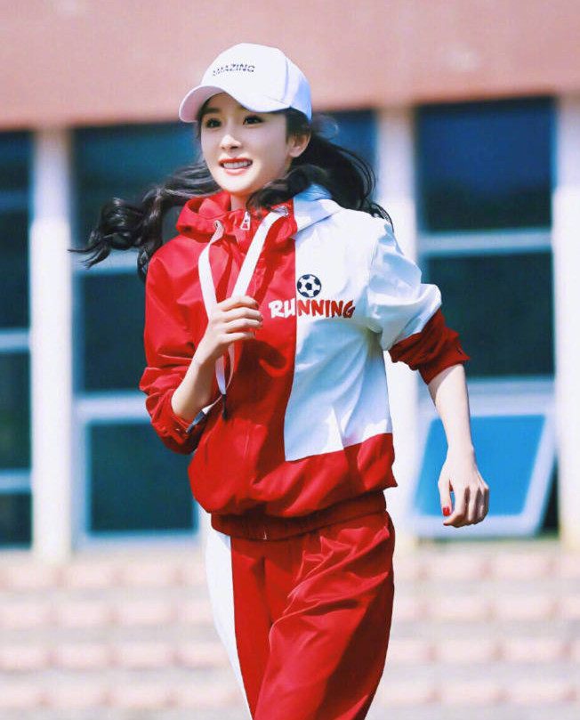 王俊凯奔跑吧青春,王俊凯奔跑照片