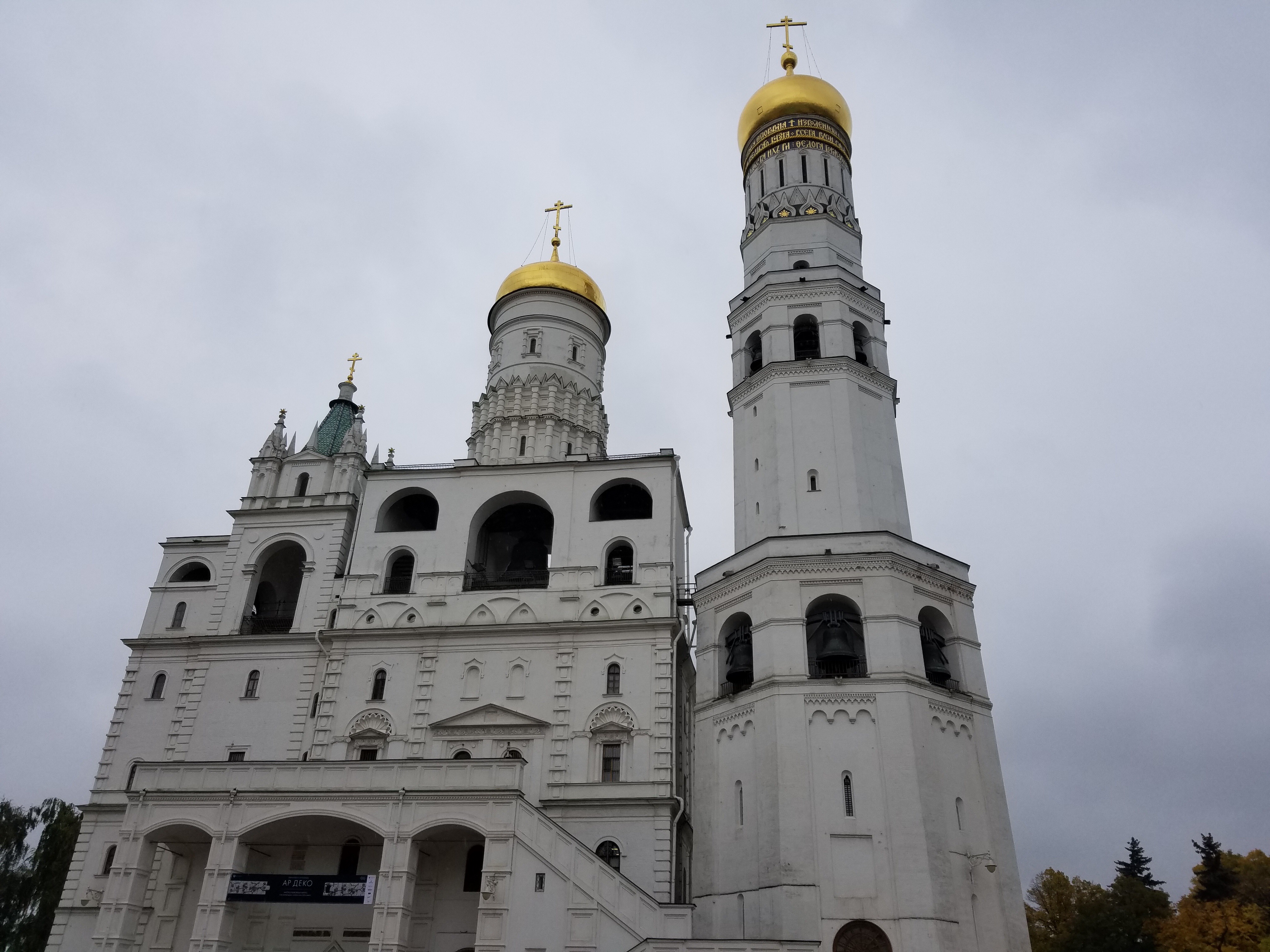 她在127小时的K3火车上拍婚纱照,看了三个国家的风景