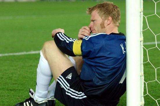 齐达内生涯告别战全场致敬,齐达内生涯最后一战