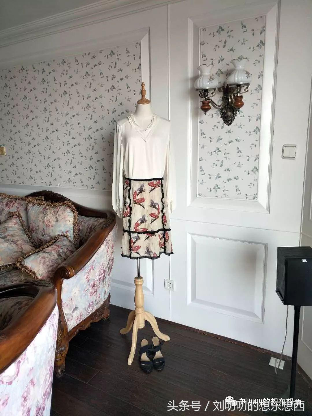 每日一look职场装,每日一笑女生穿衣风格