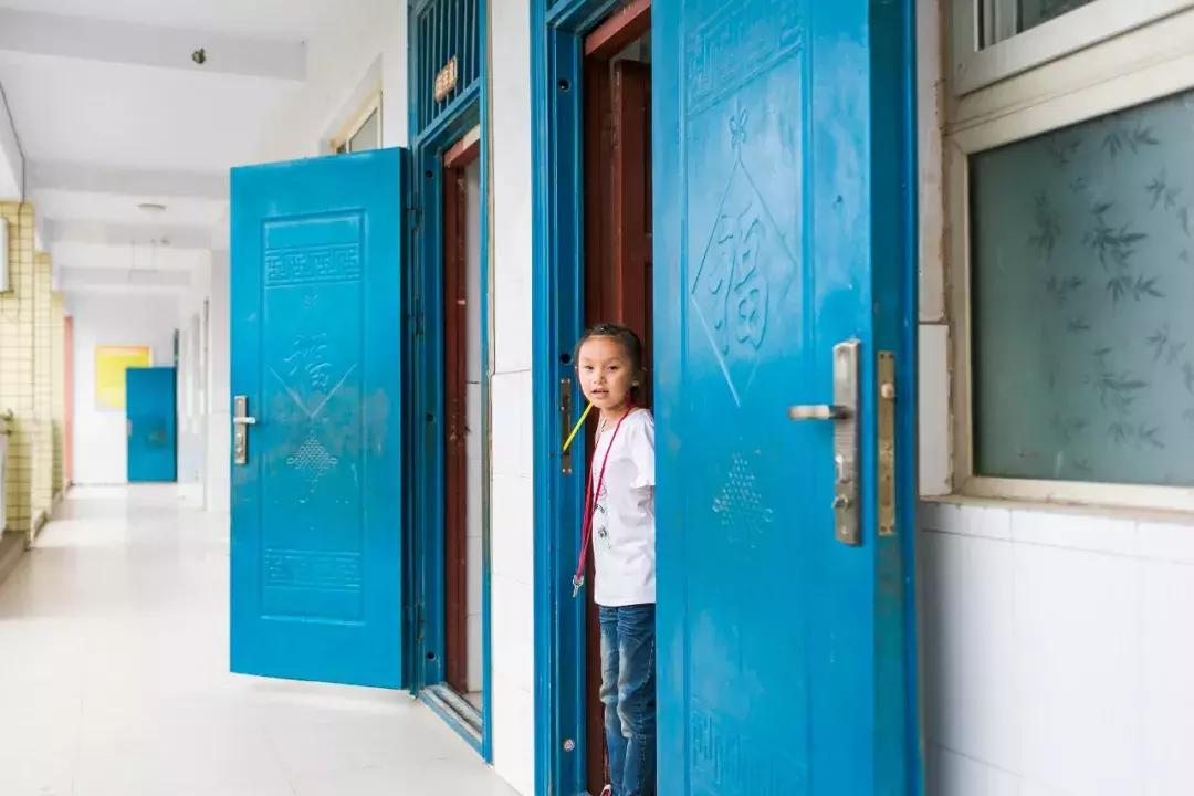 “我都看不清楚黑板了”！关注郑州周边乡村幼儿视力，我们在行动