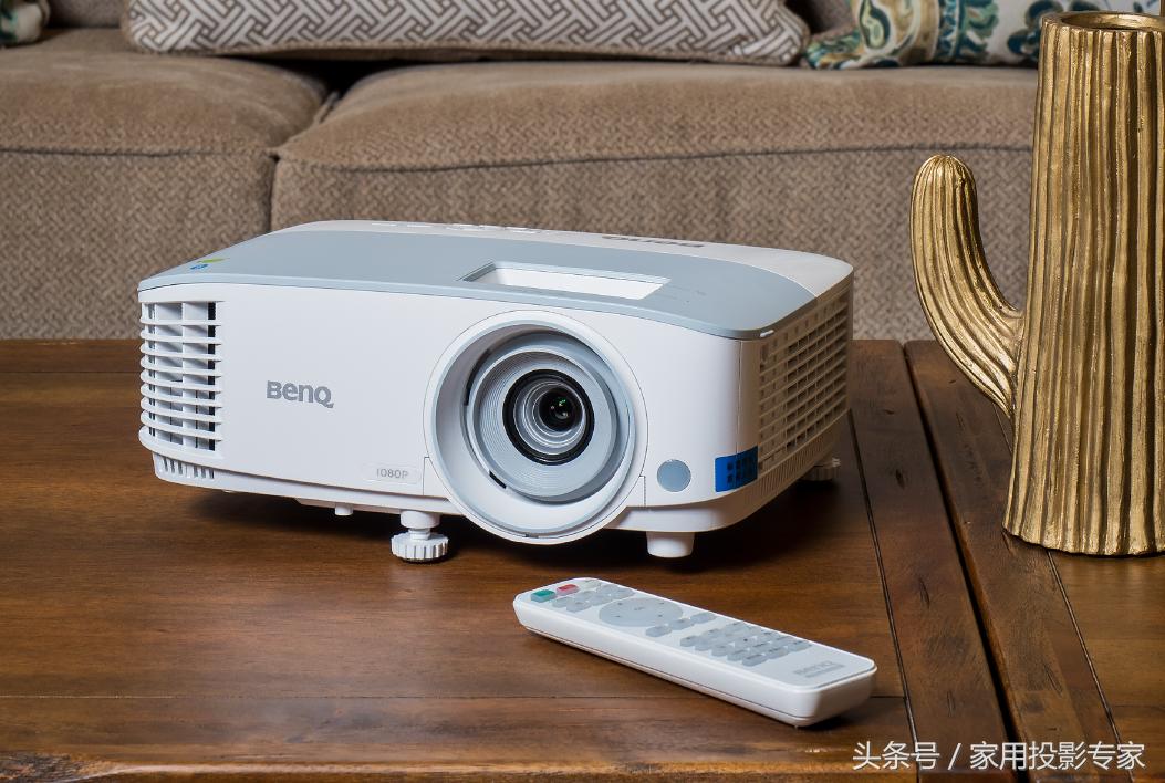 明基2k旗舰投影机,千元投影对比明基