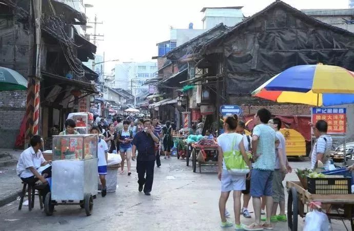 宝鸡到昆明的机票多少钱,宝鸡到昆明火车硬卧多少钱