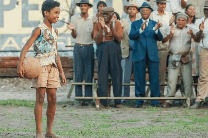 贝利的传记电影叫什么,球王贝利传记400字