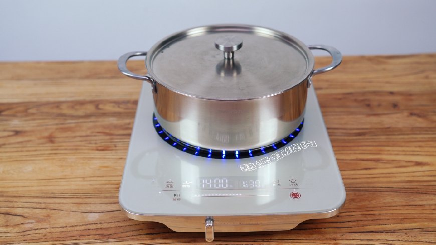 熬粥怎么粘稠水和米的比例,如何熬粥才能把粥熬得粘稠