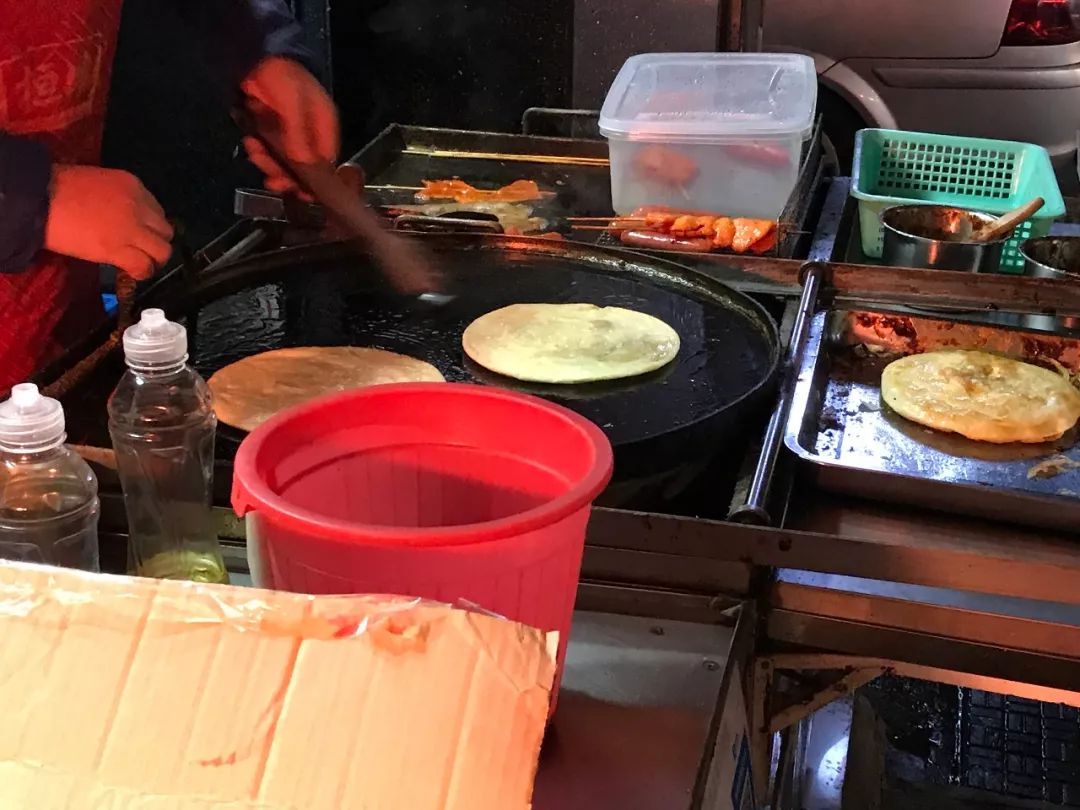 香铺营，一个与德基一街之隔的地方