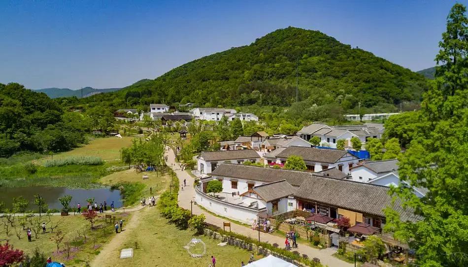 南京20分钟车程外的不老村，咖啡屋、书吧、酒吧，周末度假好去处